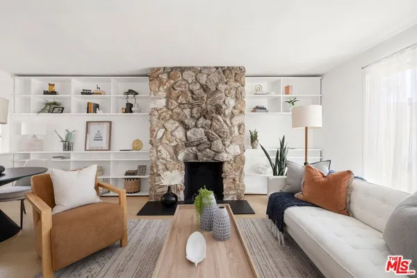 $775,000 | 2641 4th Street, Unit 6, Santa Monica, CA 90405
