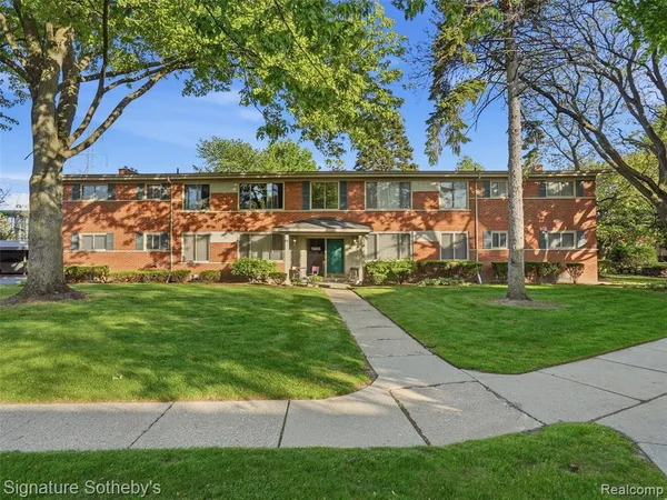 $219,000 | 1245 Derby Road, Unit 7, Birmingham, MI 48009