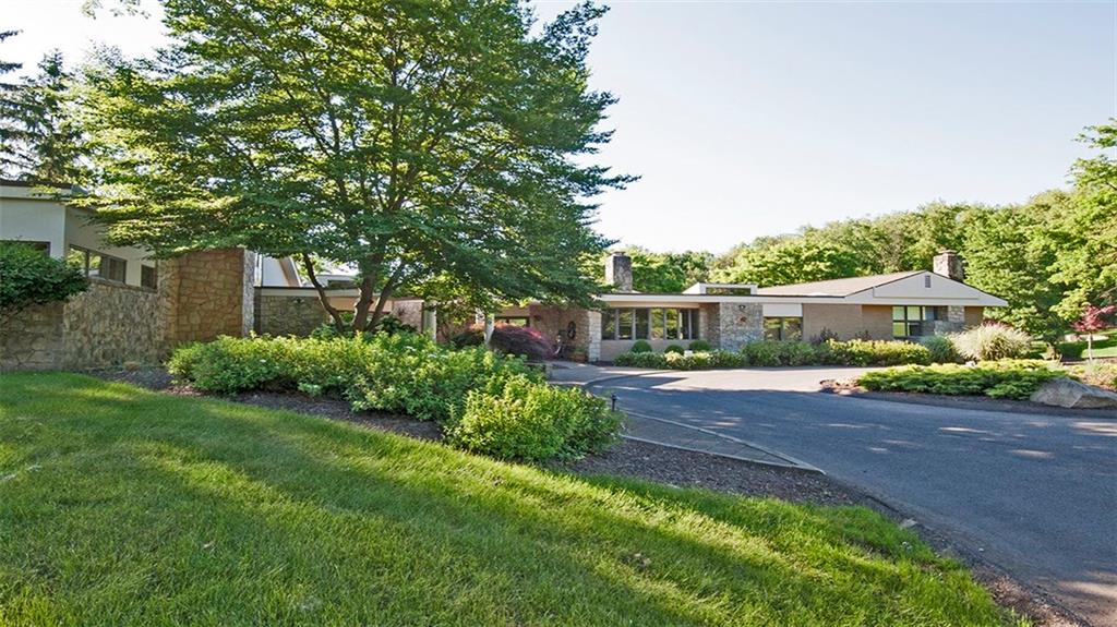 181 Merriman Road Sewickley Heights, PA 15143 - Photo 3 of 25 Fabulous home is accessed by an impressive governor's driveway.
