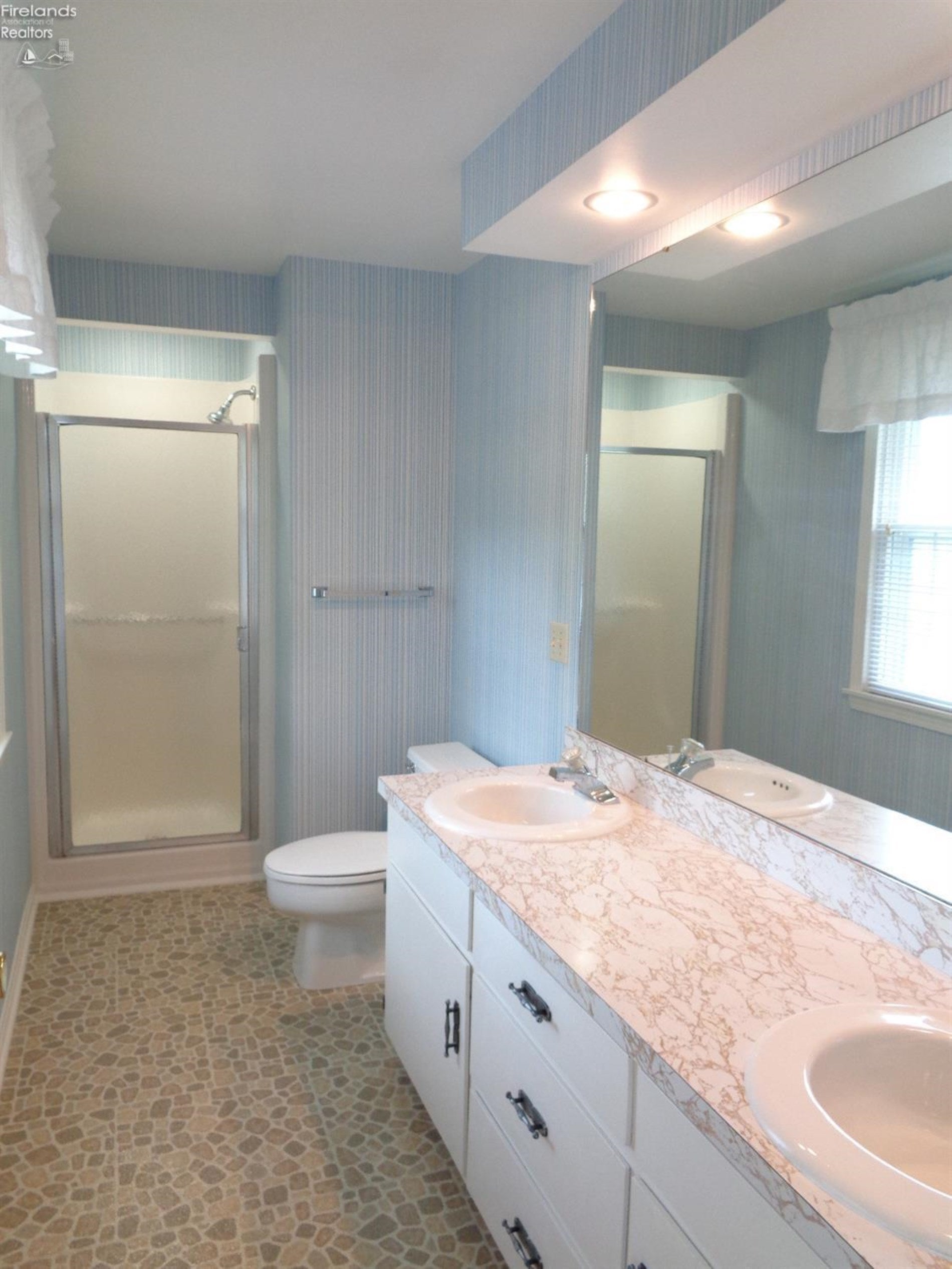 1018 Taylor Road Sandusky, OH 44870 - Photo 16 of 25 Gallery Image 16
