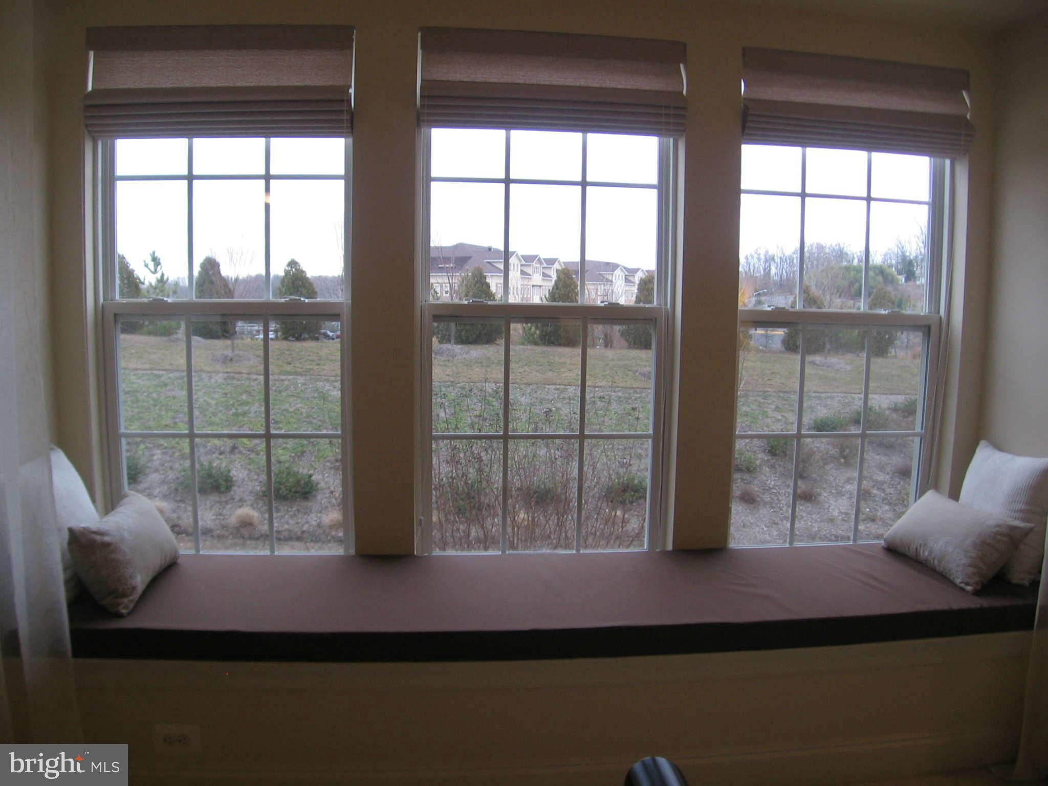 4106 Potomac Highlands Circle, Unit 3 Triangle, VA 22172 - Photo 14 of 27 Window Seat and Lovely View