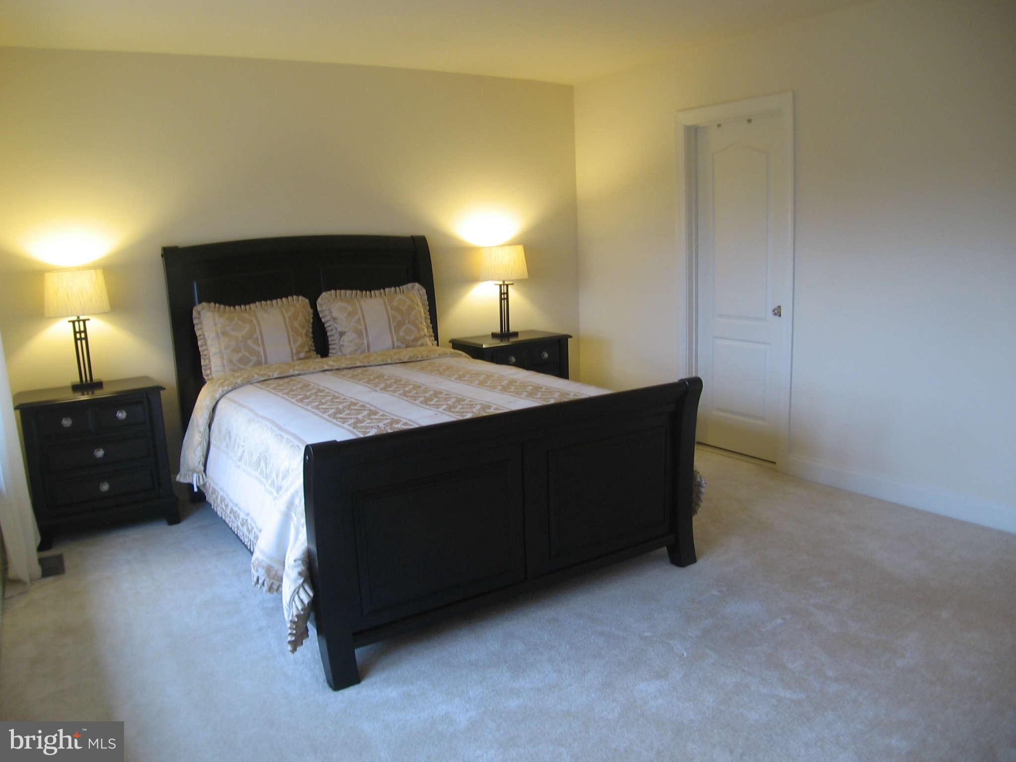 4106 Potomac Highlands Circle, Unit 3 Triangle, VA 22172 - Photo 19 of 27 Bedroom (Master)