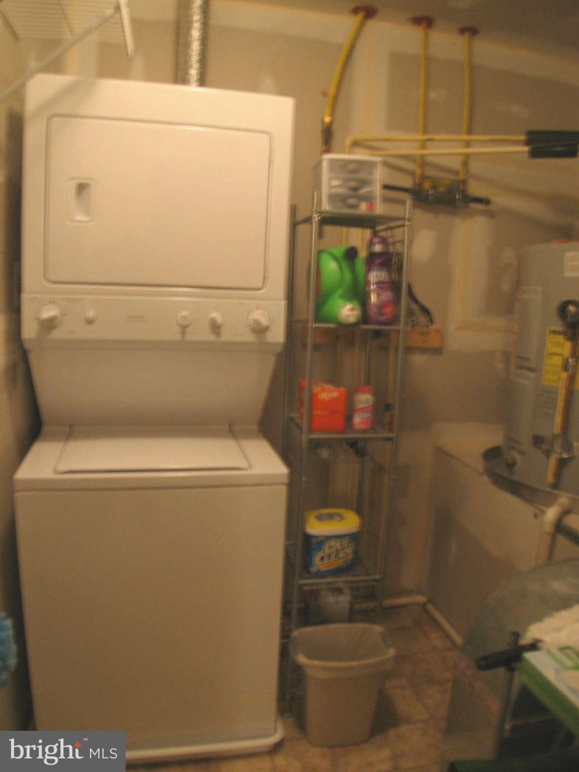 4106 Potomac Highlands Circle, Unit 3 Triangle, VA 22172 - Photo 23 of 27 Laundry & Utility Room