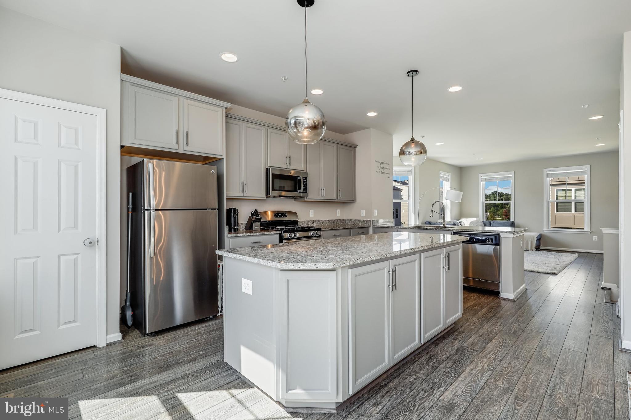 15602 Steamboat Way Silver Spring, MD 20906 - Photo 7 of 46 Gallery Image 7