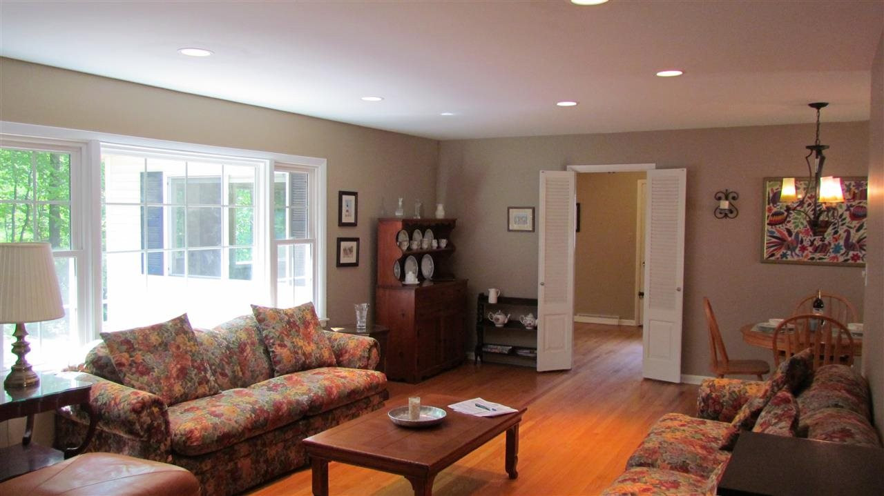 517 Dawson Road Bethlehem, NY 12054 - Photo 2 of 23 Photo 2