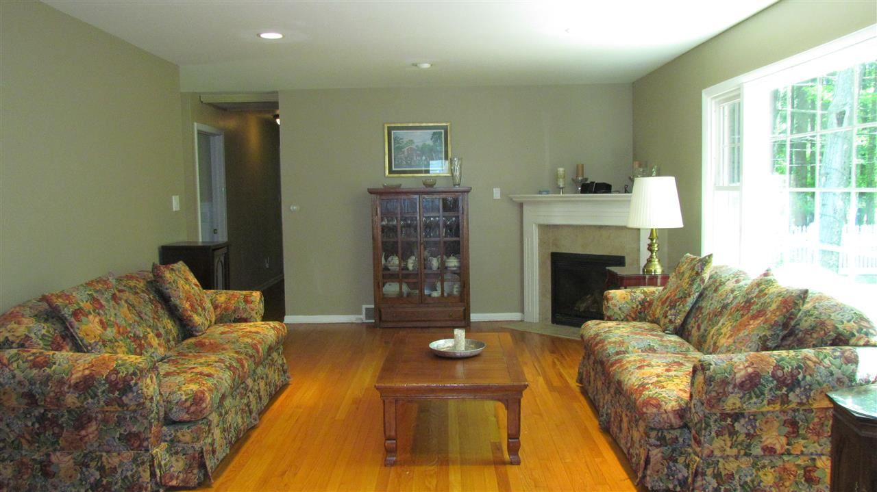 517 Dawson Road Bethlehem, NY 12054 - Photo 3 of 23 Photo 3