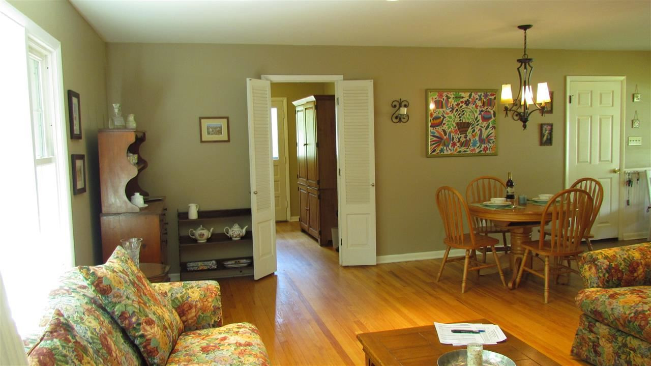 517 Dawson Road Bethlehem, NY 12054 - Photo 4 of 23 Photo 4