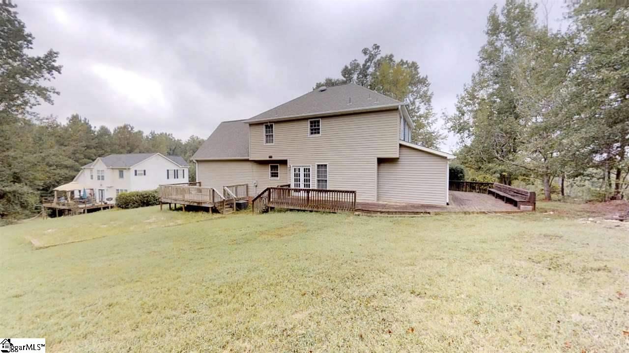 132 Harbor Street Inman, SC 29349 - Photo 2 of 36