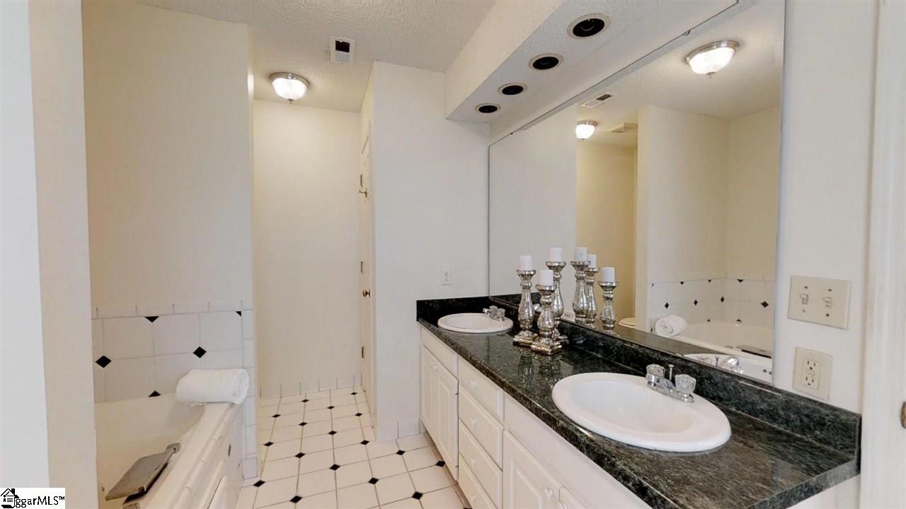 132 Harbor Street Inman, SC 29349 - Photo 24 of 36