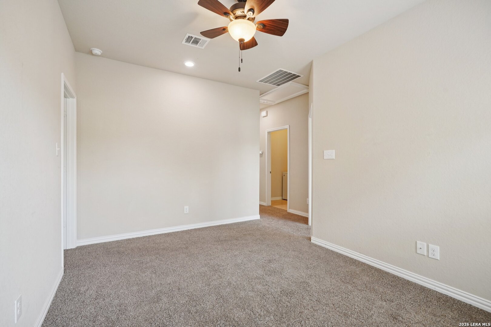 8722 Study Butte San Antonio, TX 78254 - Photo 32 of 40 en