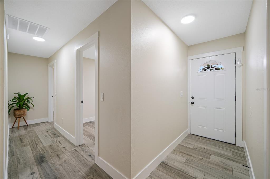 1887 Veronica Avenue Deltona, FL 32725 - Photo 16 of 32