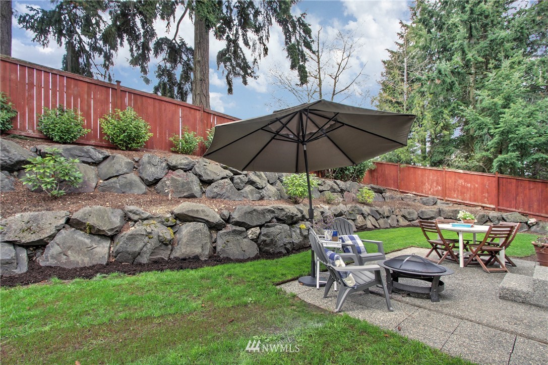 2018 Northeast 24th Place Renton, WA 98056 - Photo 4 of 20