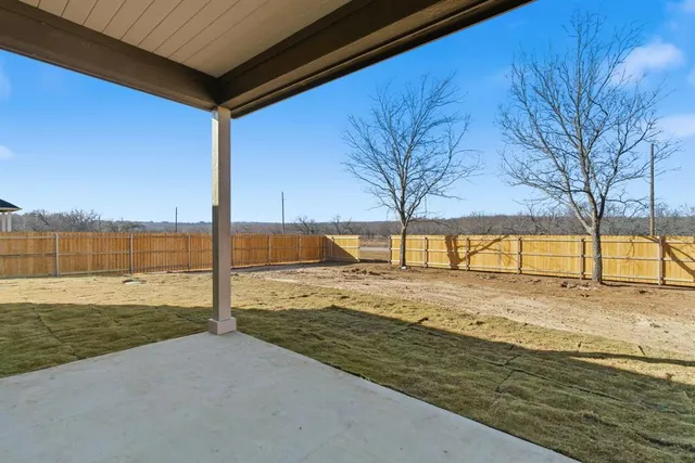 $325,000 | 494 Cumberland Trail, Jacksboro, TX 76458