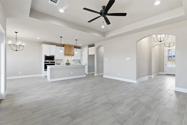 $325,000 | 494 Cumberland Trail, Jacksboro, TX 76458