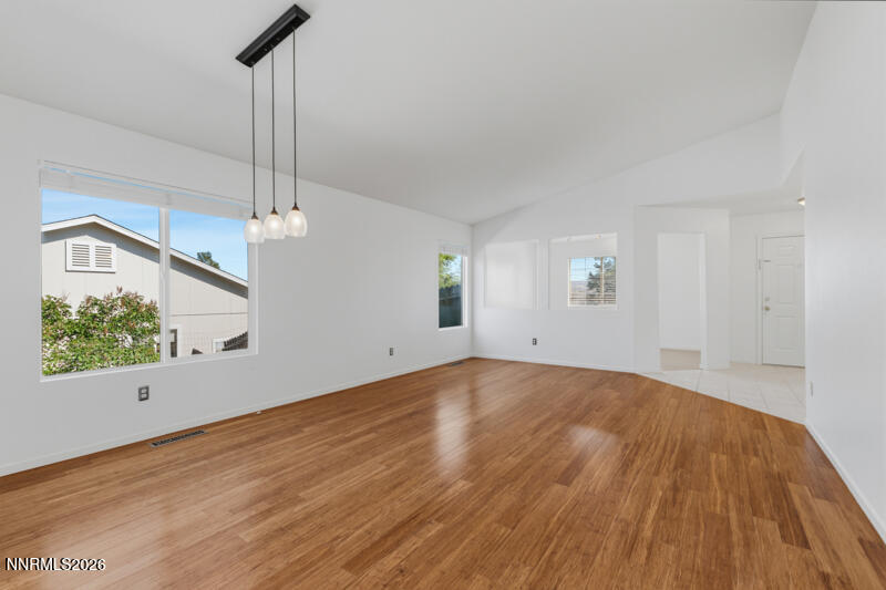 4043 Kings Row Reno, NV 89503 - Photo 5 of 25 4043 Kings Row (6 of 25)