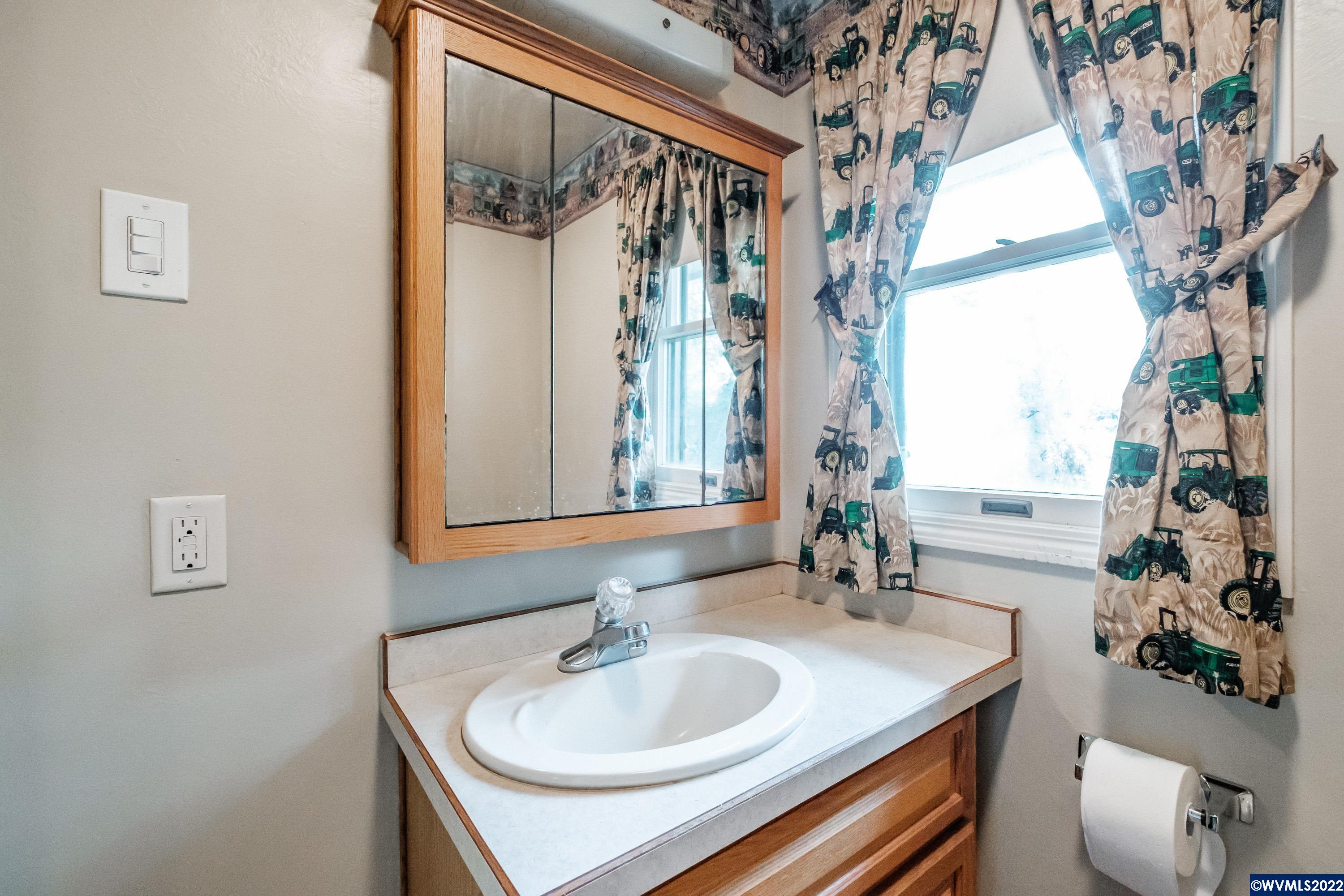 3321 Delaney Road Southeast Salem, OR 97317 - Photo 16 of 33 Gallery Image 16