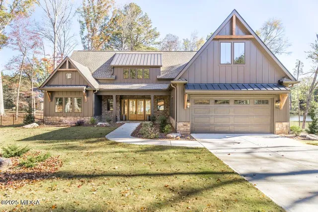 a view of outdoor space yard and front view of a house