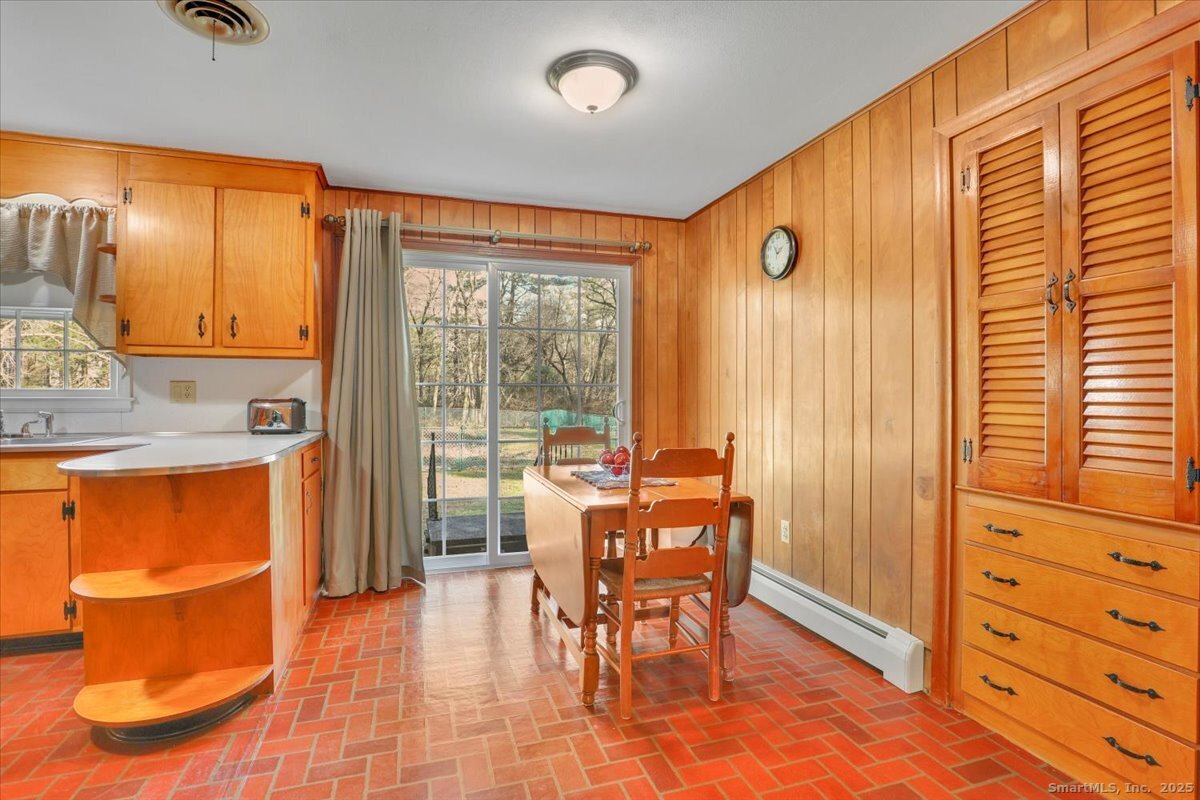 151 Diana Road Southington, CT 06479 - Photo 28 of 40