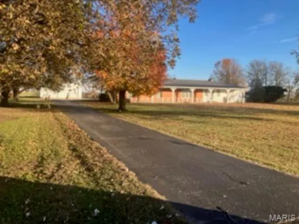 $265,000 | 36180 Highway 25, Malden, MO 63863