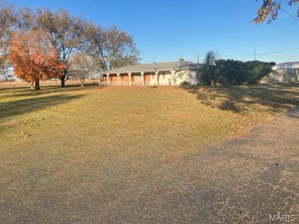$265,000 | 36180 Highway 25, Malden, MO 63863