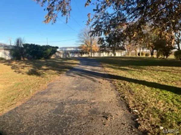 $265,000 | 36180 Highway 25, Malden, MO 63863