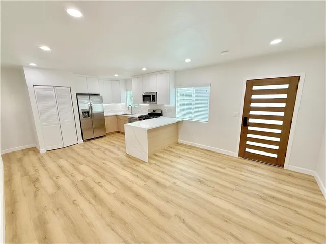 $3,900,000 | 825 Manhattan Avenue, Hermosa Beach, CA 90254