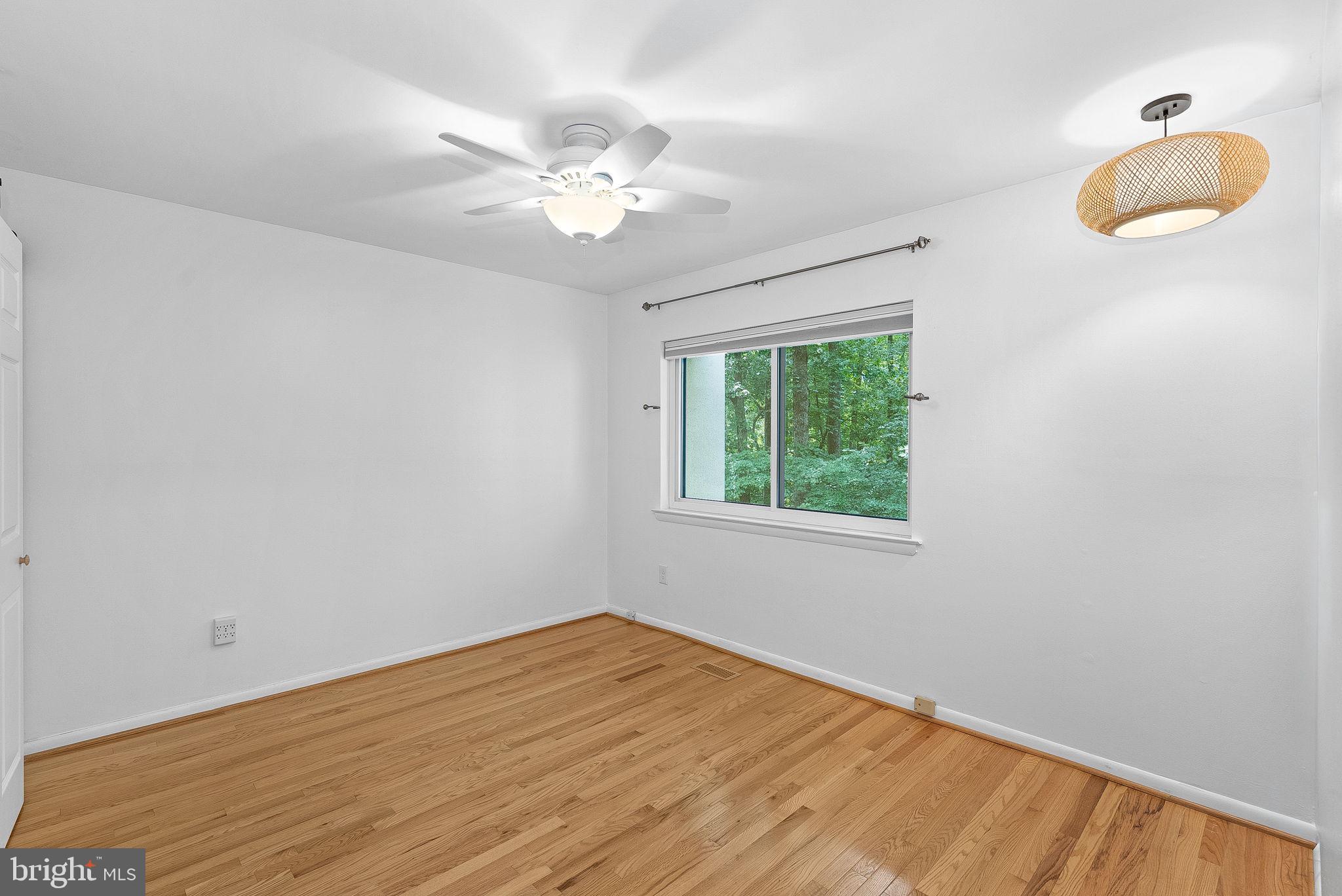 11986 Barrel Cooper Court Reston, VA 20191 - Photo 27 of 45