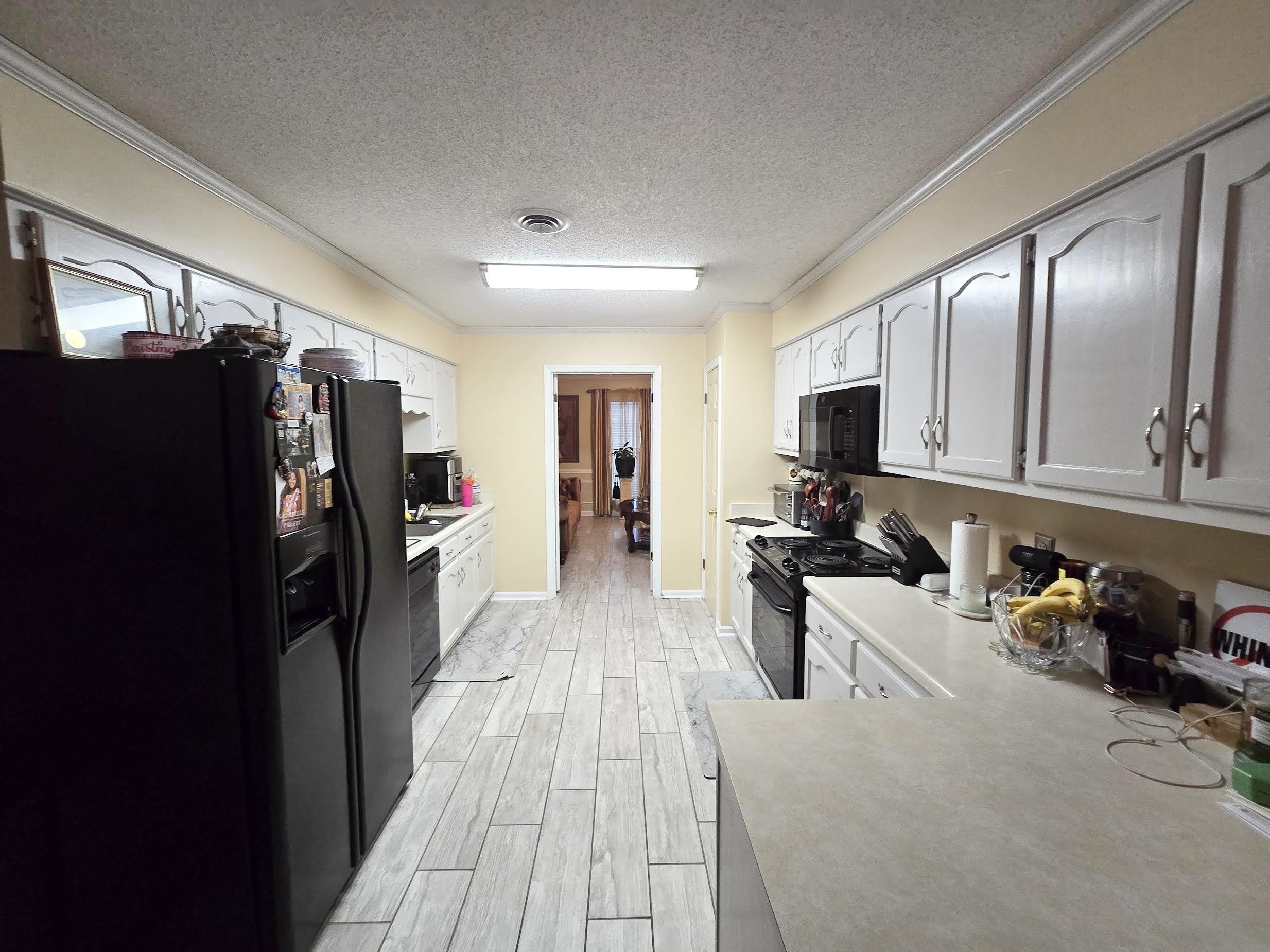 7592 Lowrance Road Memphis, TN 38125 - Photo 7 of 22