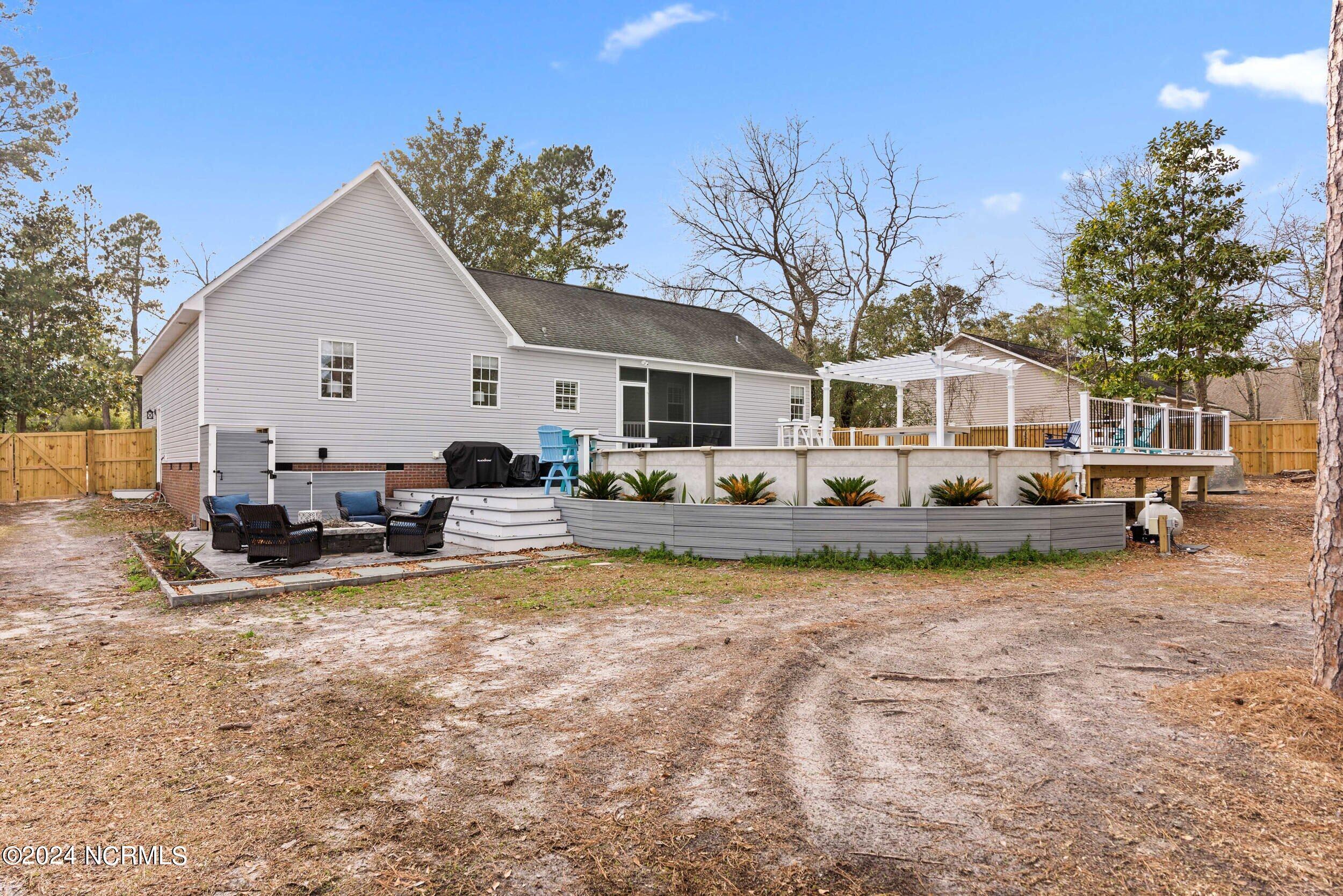 403 Sloop Point Road Hampstead, NC 28443 - Photo 33 of 46 403slooppointe_00033