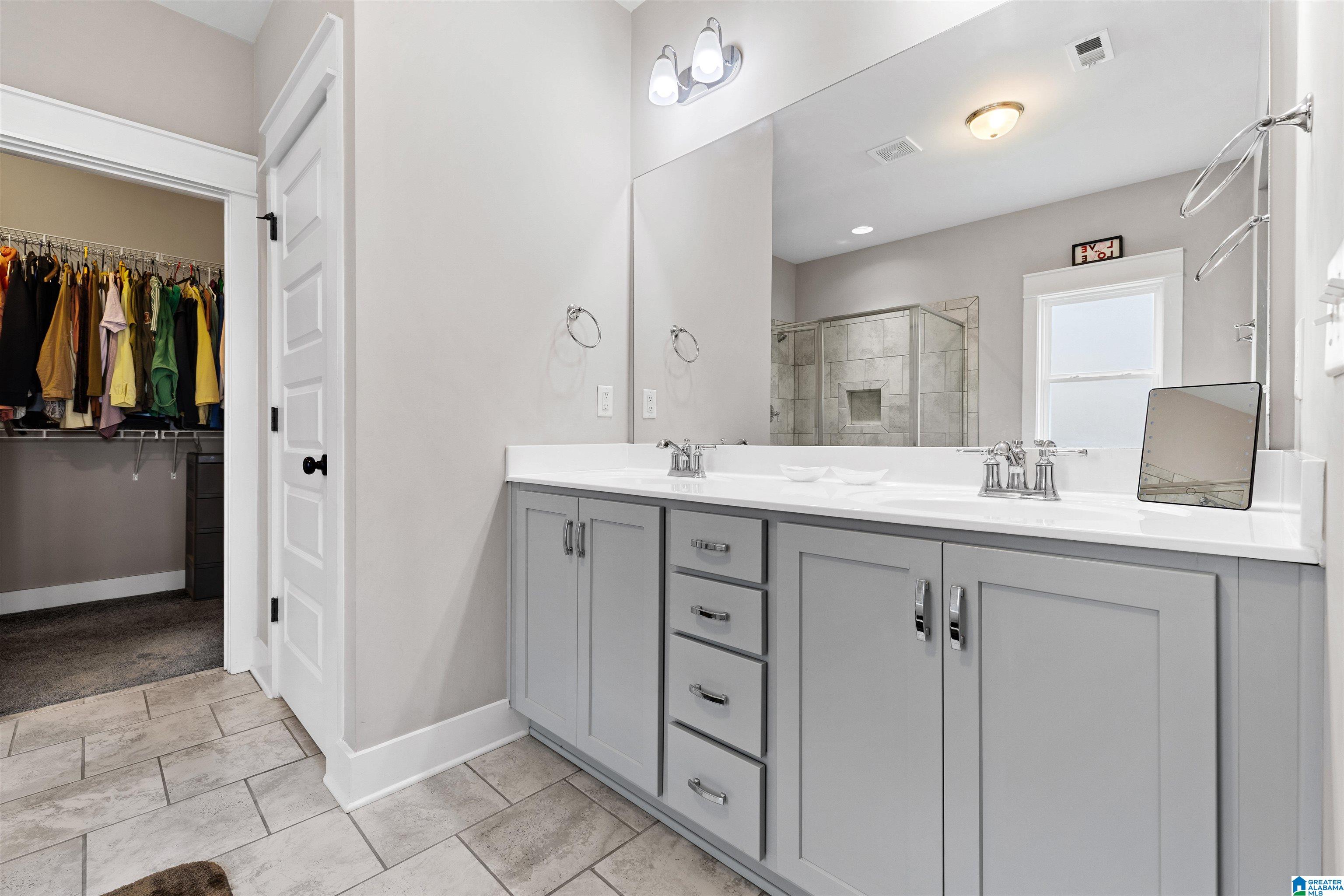 754 Pineview Road Birmingham, AL 35210 - Photo 14 of 31