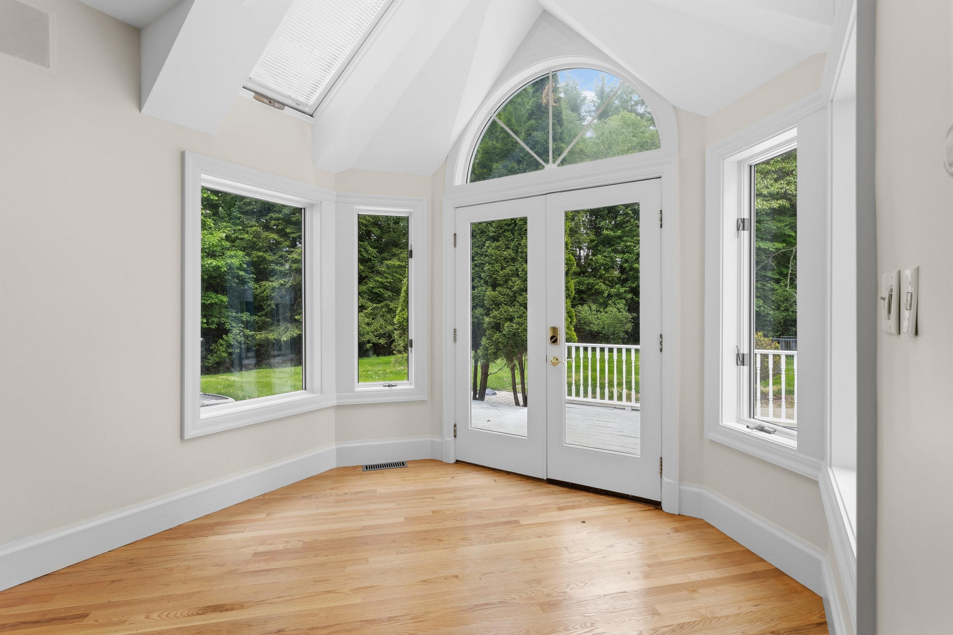 3 Oak Lane Stratham, NH 03885 - Photo 19 of 58