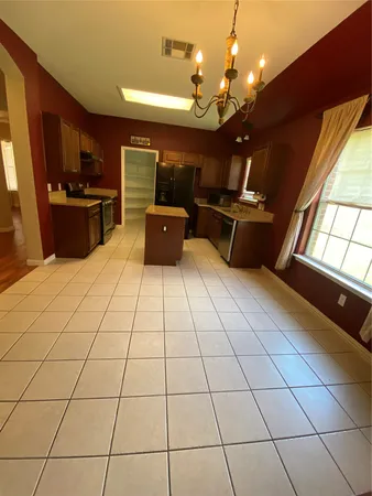 $2,100 | 1404 Terra Street, Round Rock, TX 78665