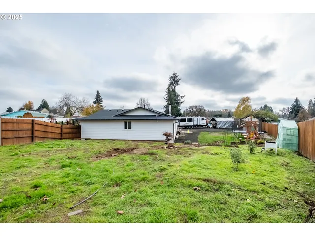 $415,000 | 213 Northwest Lalack Court, Dallas, OR 97338