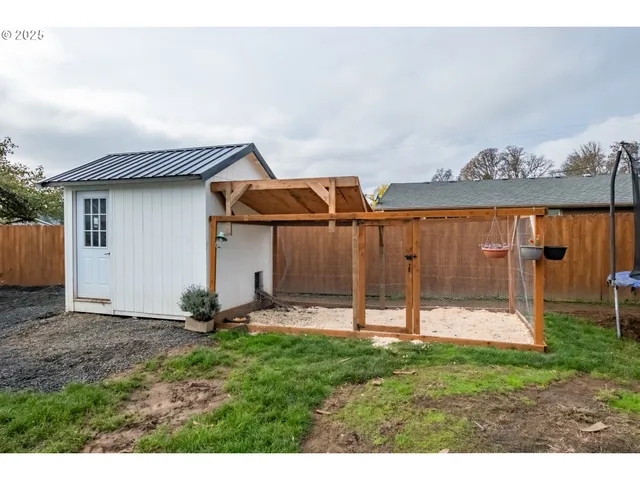 $415,000 | 213 Northwest Lalack Court, Dallas, OR 97338