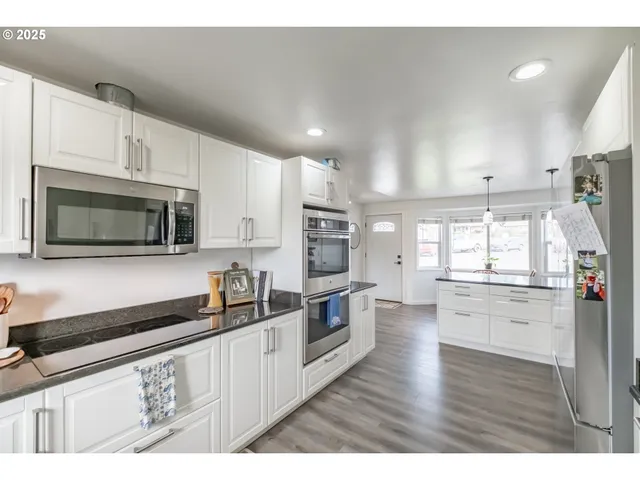 $415,000 | 213 Northwest Lalack Court, Dallas, OR 97338