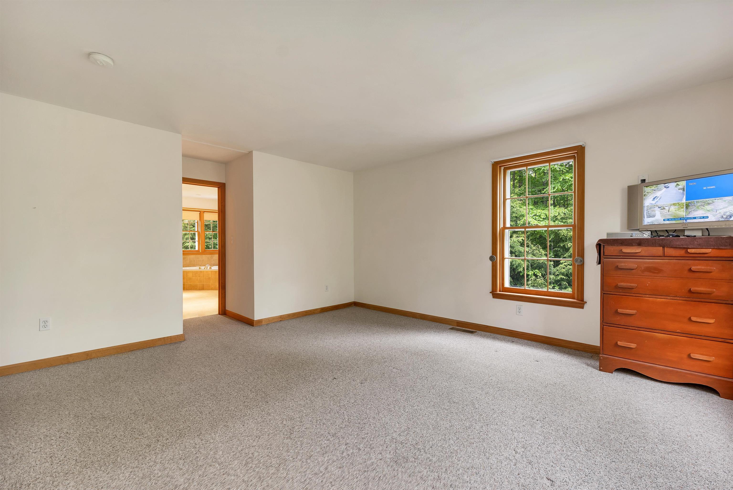 9 Wildwood Road Auburn, NH 03032 - Photo 22 of 40