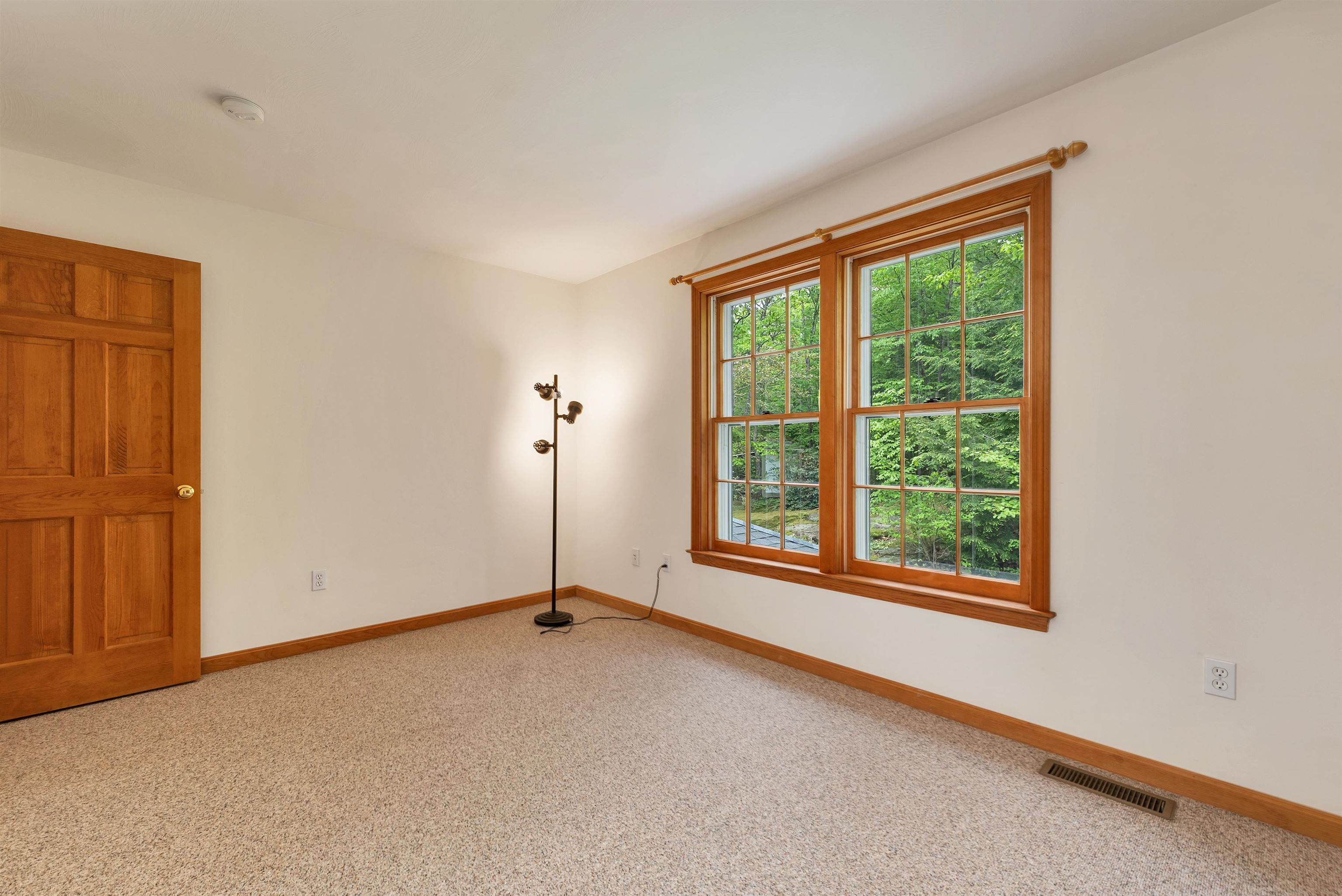9 Wildwood Road Auburn, NH 03032 - Photo 26 of 40