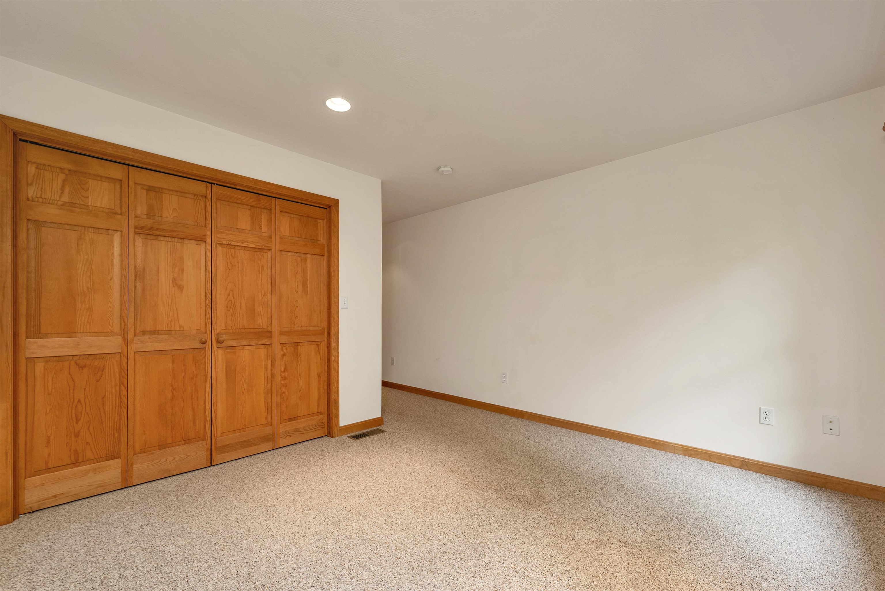 9 Wildwood Road Auburn, NH 03032 - Photo 31 of 40