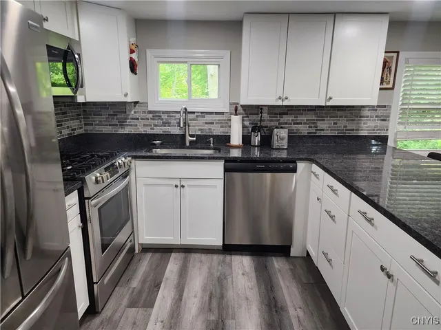 $90,000 | 515 Victory Road, Victory, NY 13143