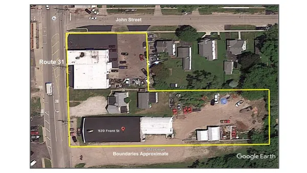 $895,000 | 926 Front Street, McHenry, IL 60050