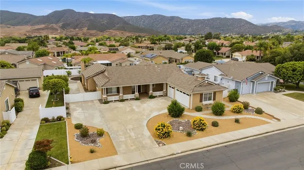 $1,125,000 | 42144 Santa Fe Trail, Murrieta, CA 92562