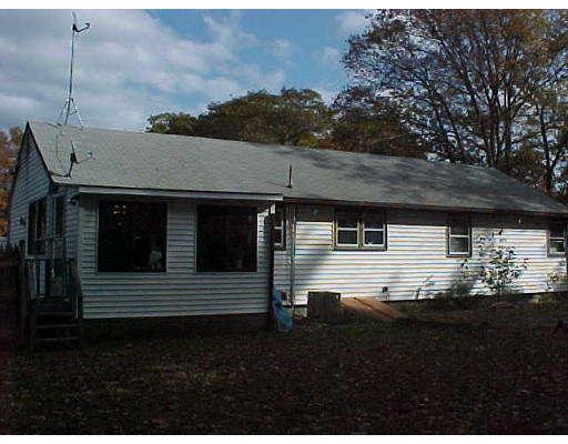 9 Smith Road Randolph, MA 02368 - Photo 10 of 11 Gallery Image 10