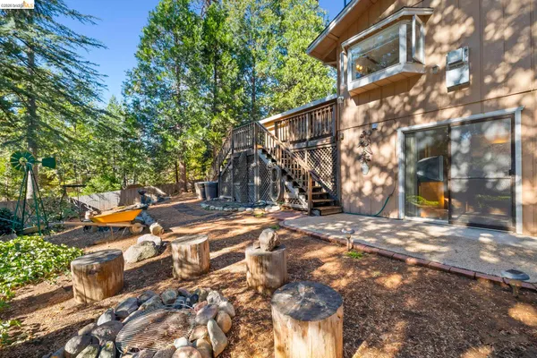 a view of outdoor space yard and patio