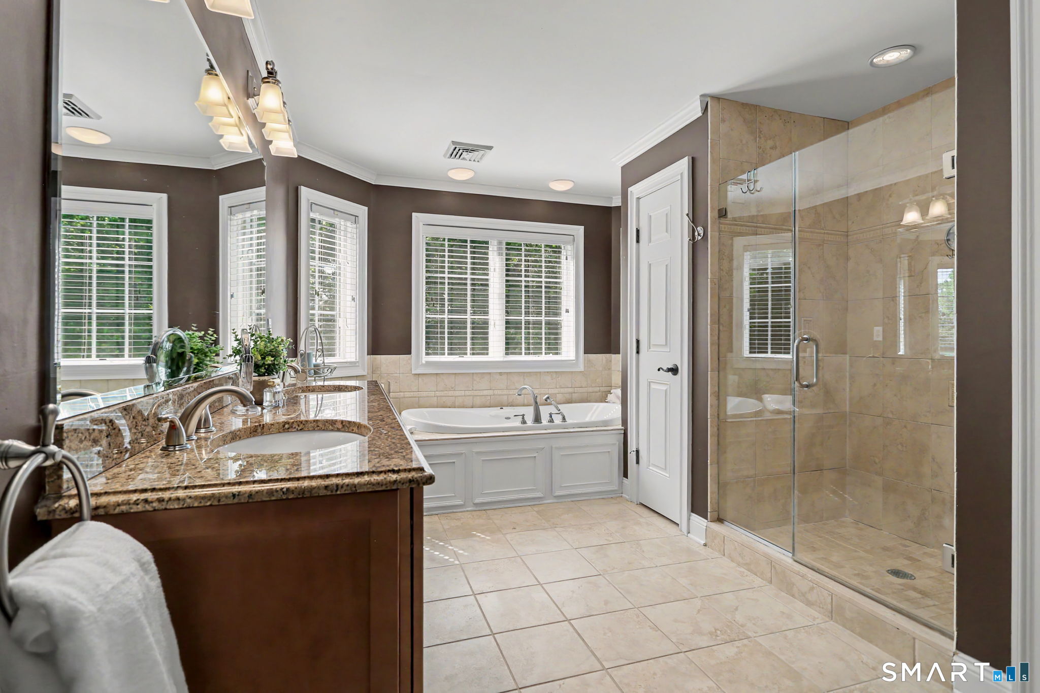 282 Glen Ridge Road Fairfield, CT 06825 - Photo 26 of 40