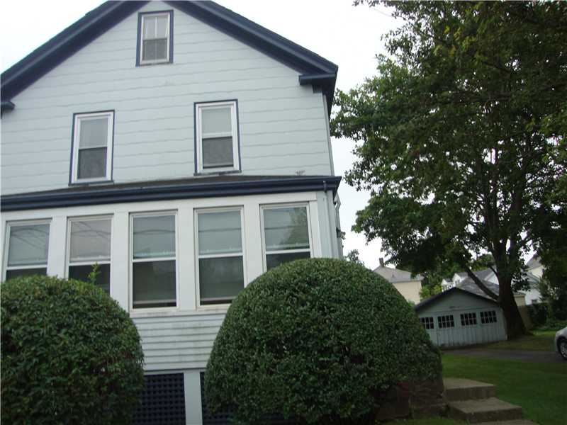 40 Eastnor Road Newport, RI 02840 - Photo 1 of 11 Exterior Front.