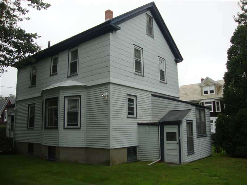 40 Eastnor Road Newport, RI 02840 - Photo 2 of 11 Exterior Back.