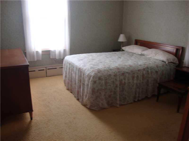 40 Eastnor Road Newport, RI 02840 - Photo 10 of 11 Bedroom.