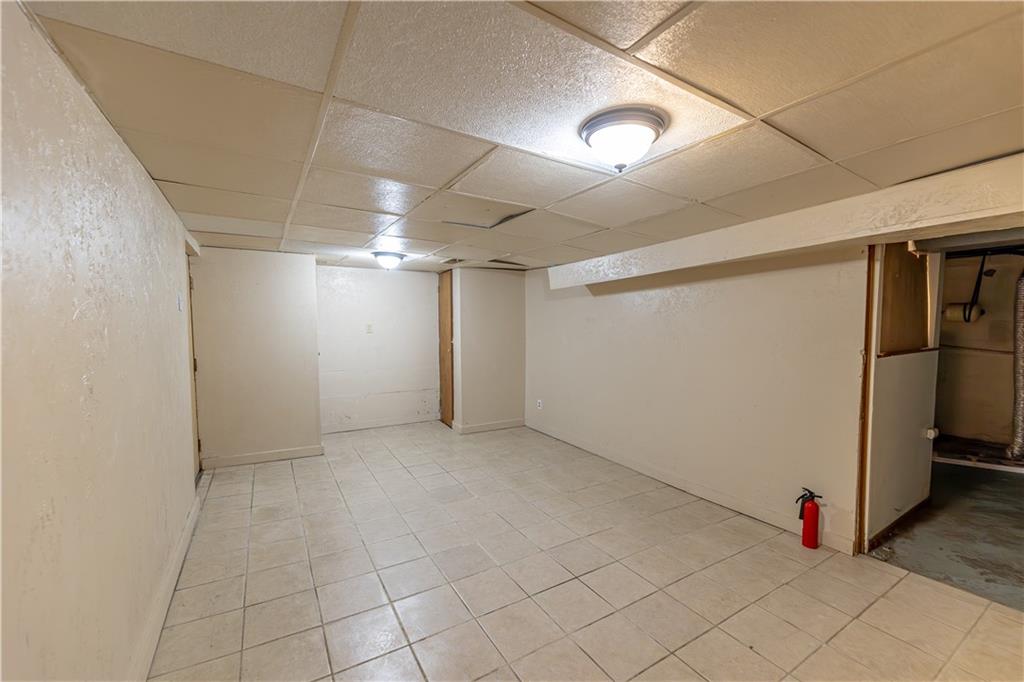 531 Beulah Road Pittsburgh, PA 15235 - Photo 26 of 32 a view of an empty room