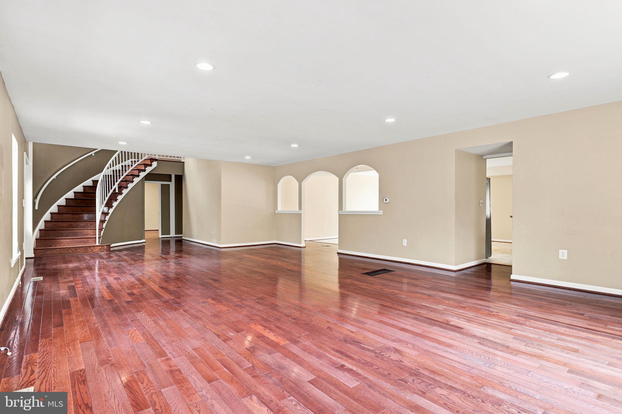 8916 Rugby Road Manassas Park, VA 20111 - Photo 10 of 105 Gallery Image 10