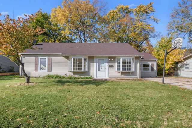 $310,000 | 1020 South Park Boulevard, Streamwood, IL 60107